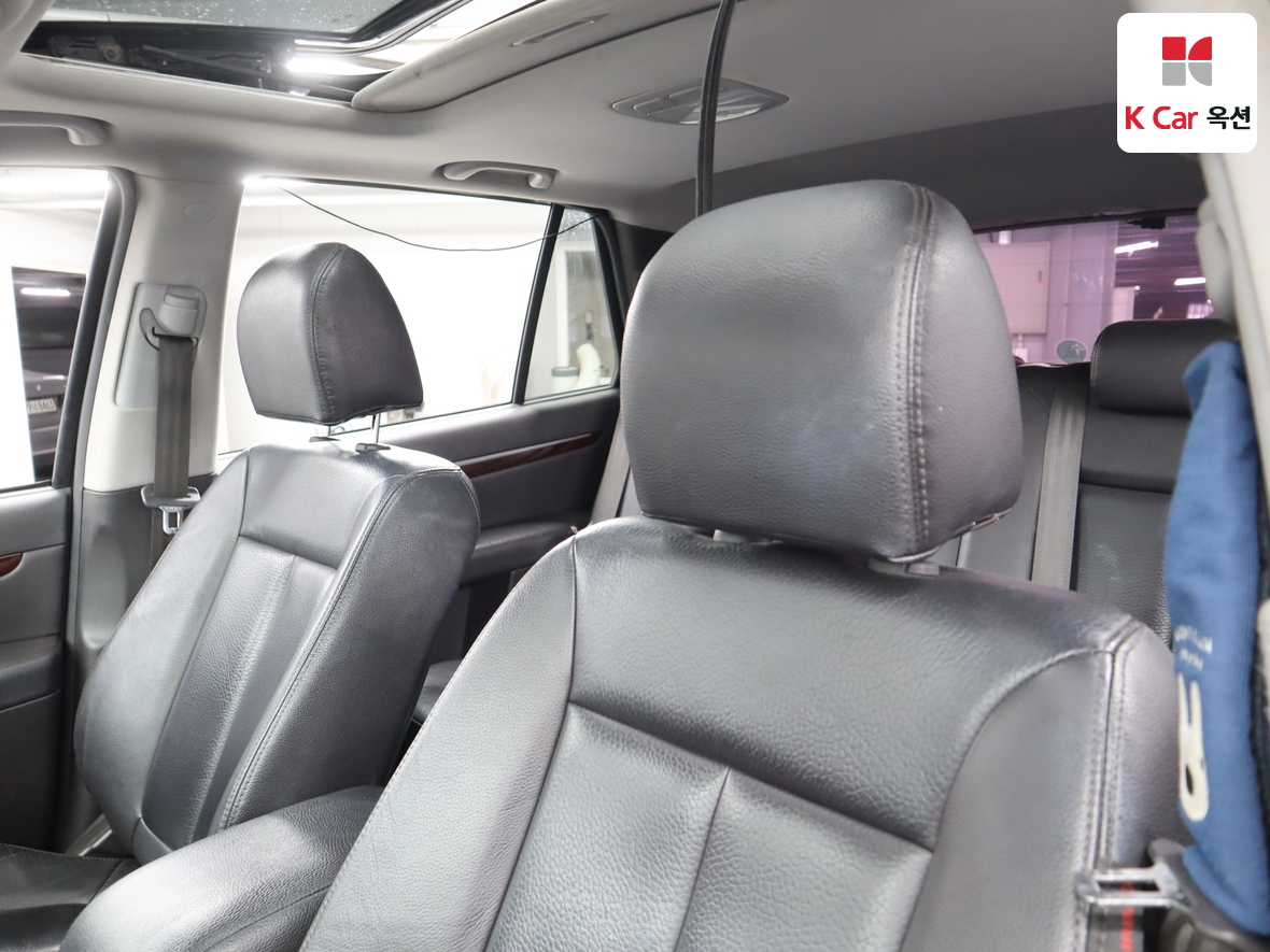 Hyundai Santa Fe 2011 - Image 18