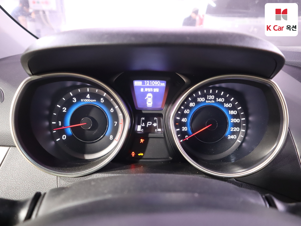 هيونداي إلانترا 2012 - صورة 5