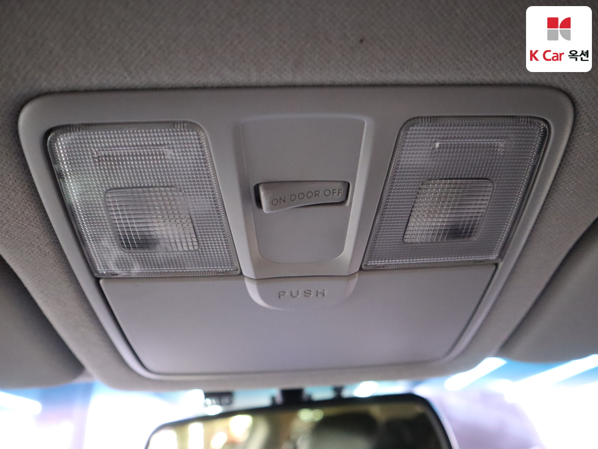 هيونداي إلانترا 2012 - صورة 12