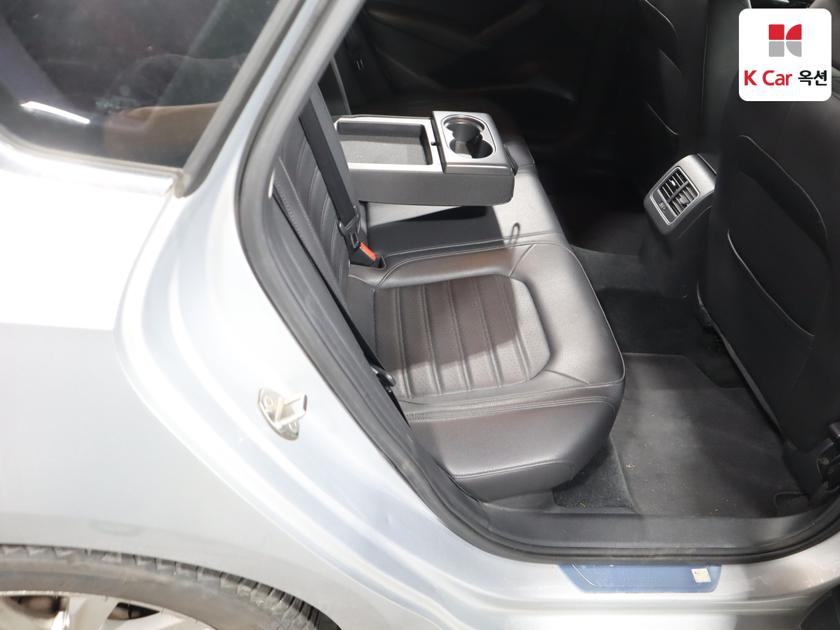 VOLKSWAGEN 파사트 - 28