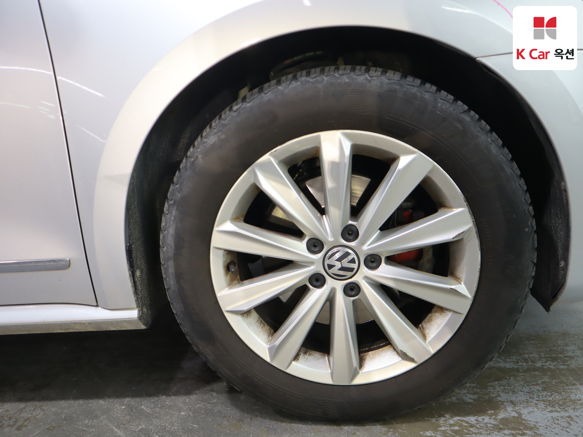 VOLKSWAGEN 파사트 - 43