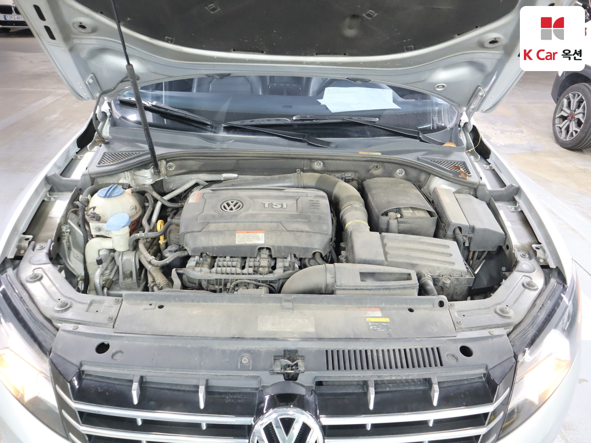 VOLKSWAGEN 파사트 - 33