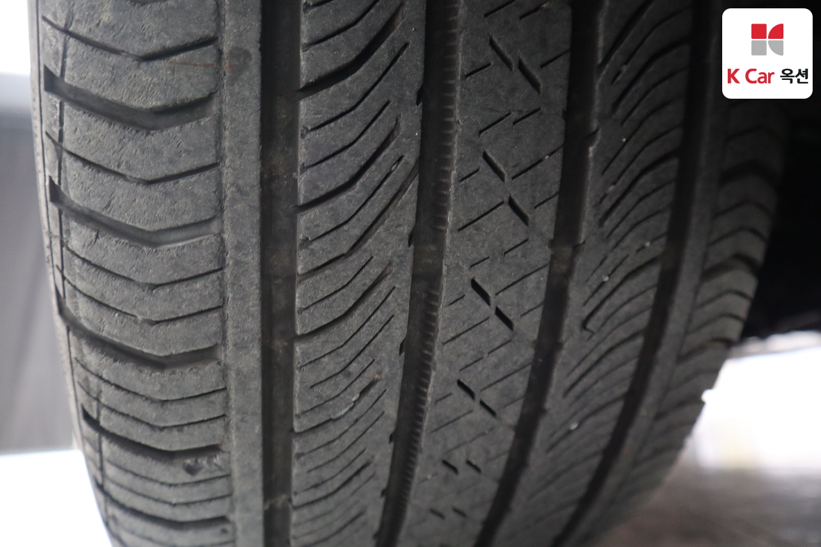 Kia K7 2017 - Image 37