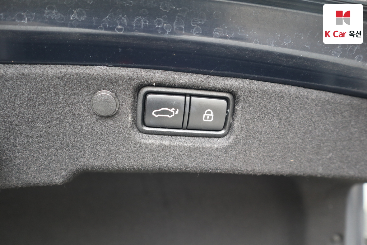 Kia K7 2017 - Image 30