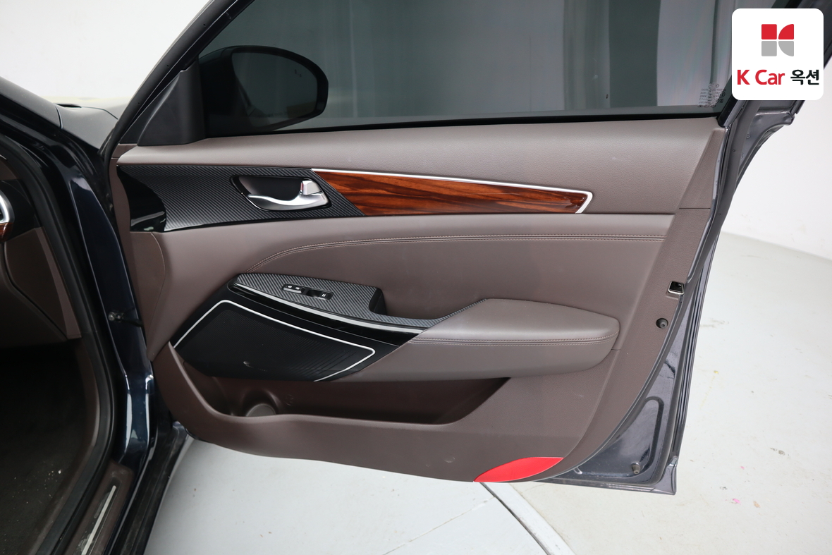 Kia K7 2017 - Image 33