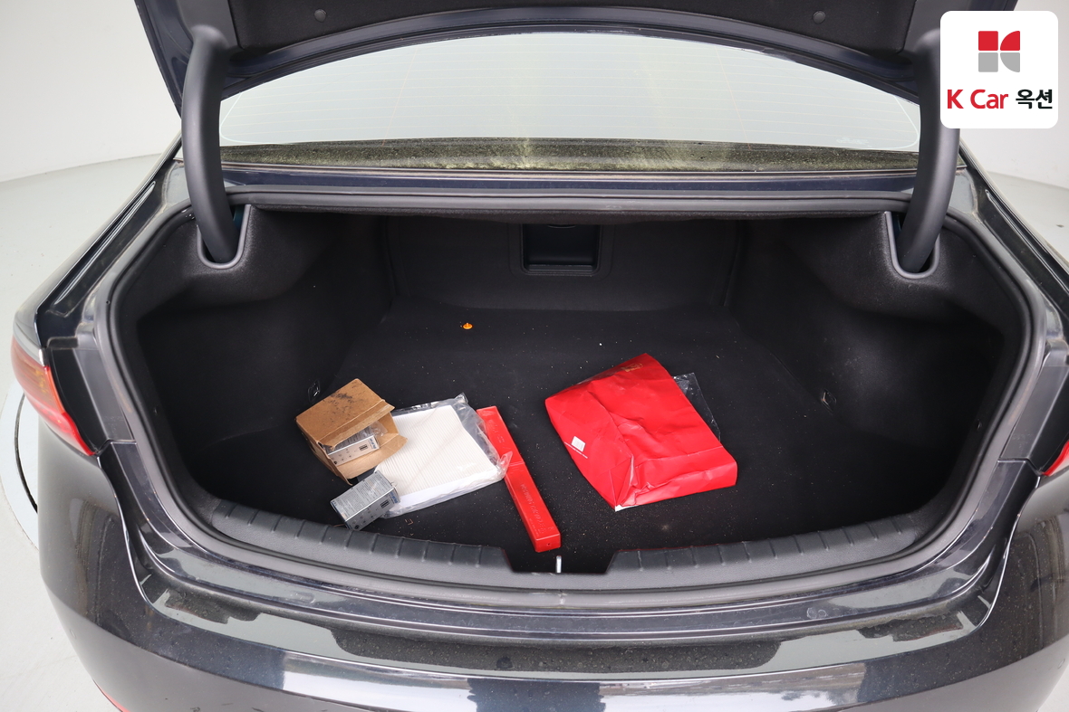 Kia K7 2017 - Image 29