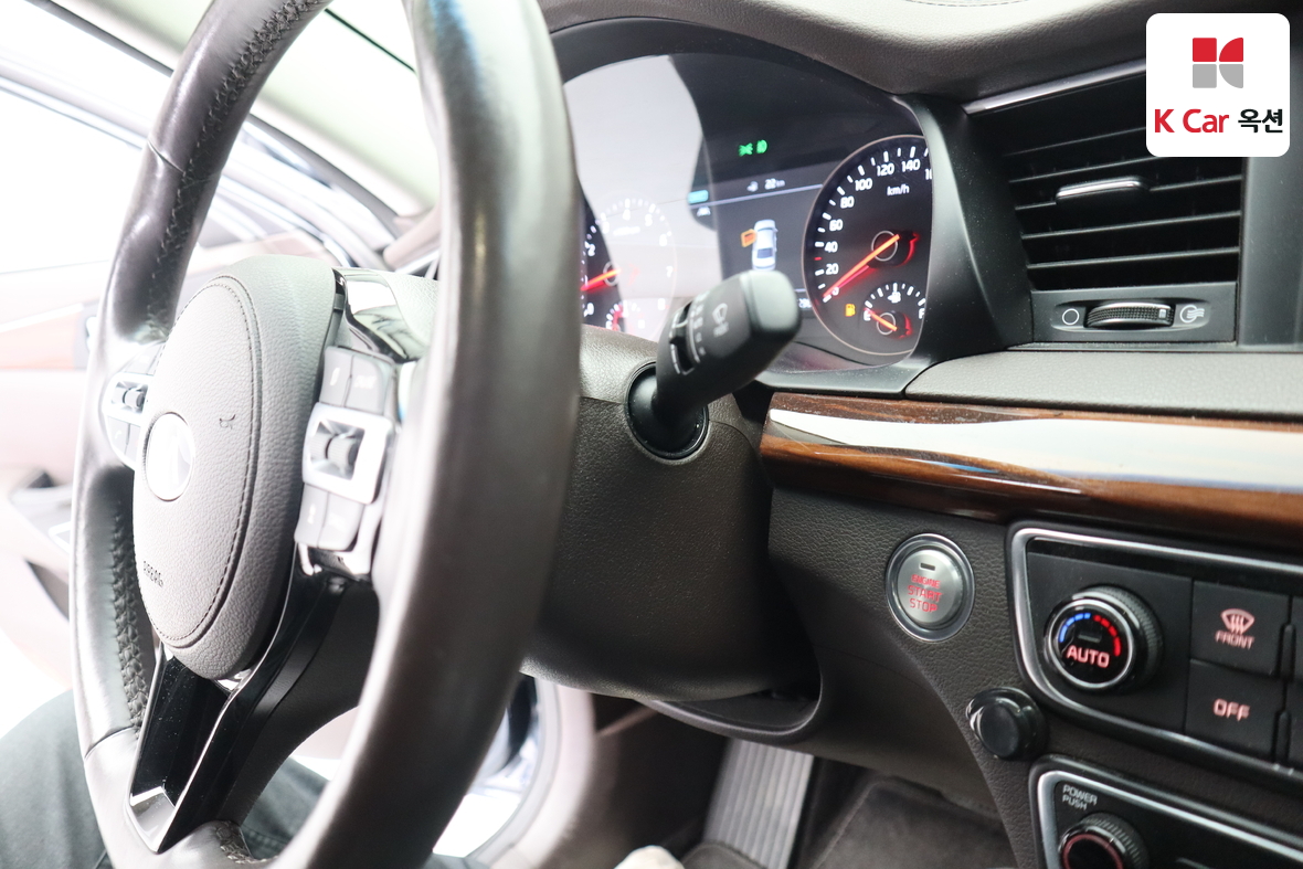 Kia K7 2017 - Image 11