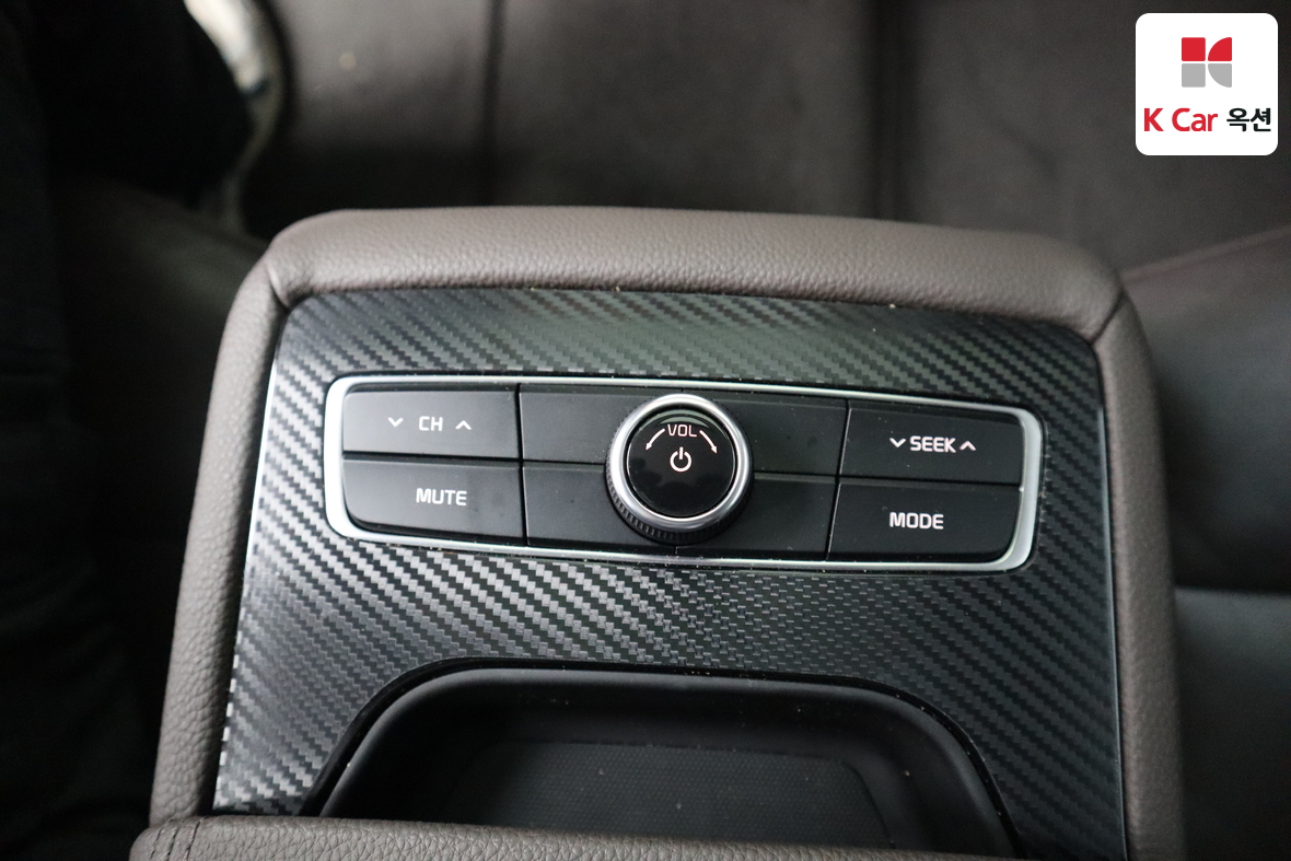 Kia K7 2017 - Image 25