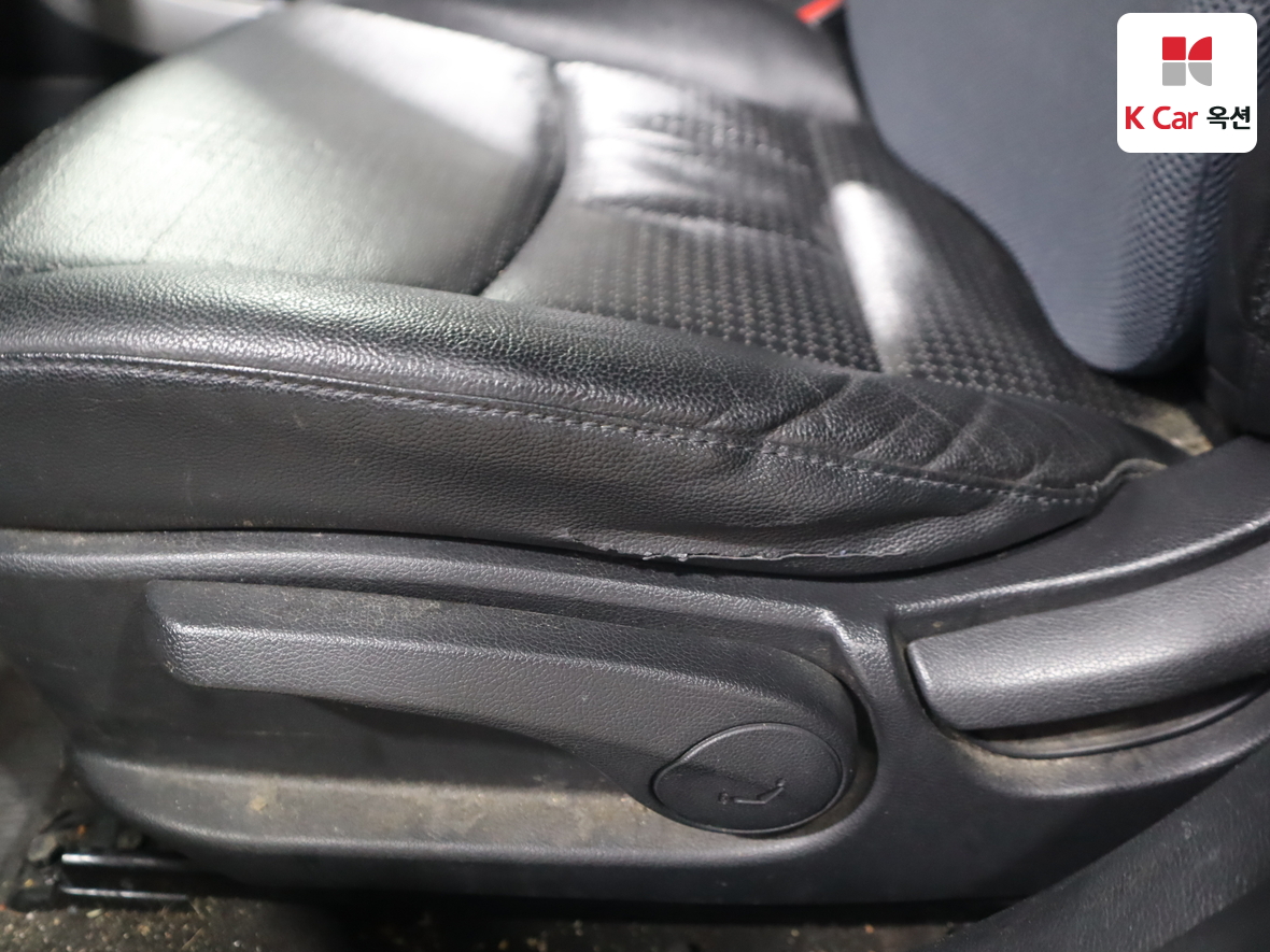 Hyundai Elantra 2016 - Image 19