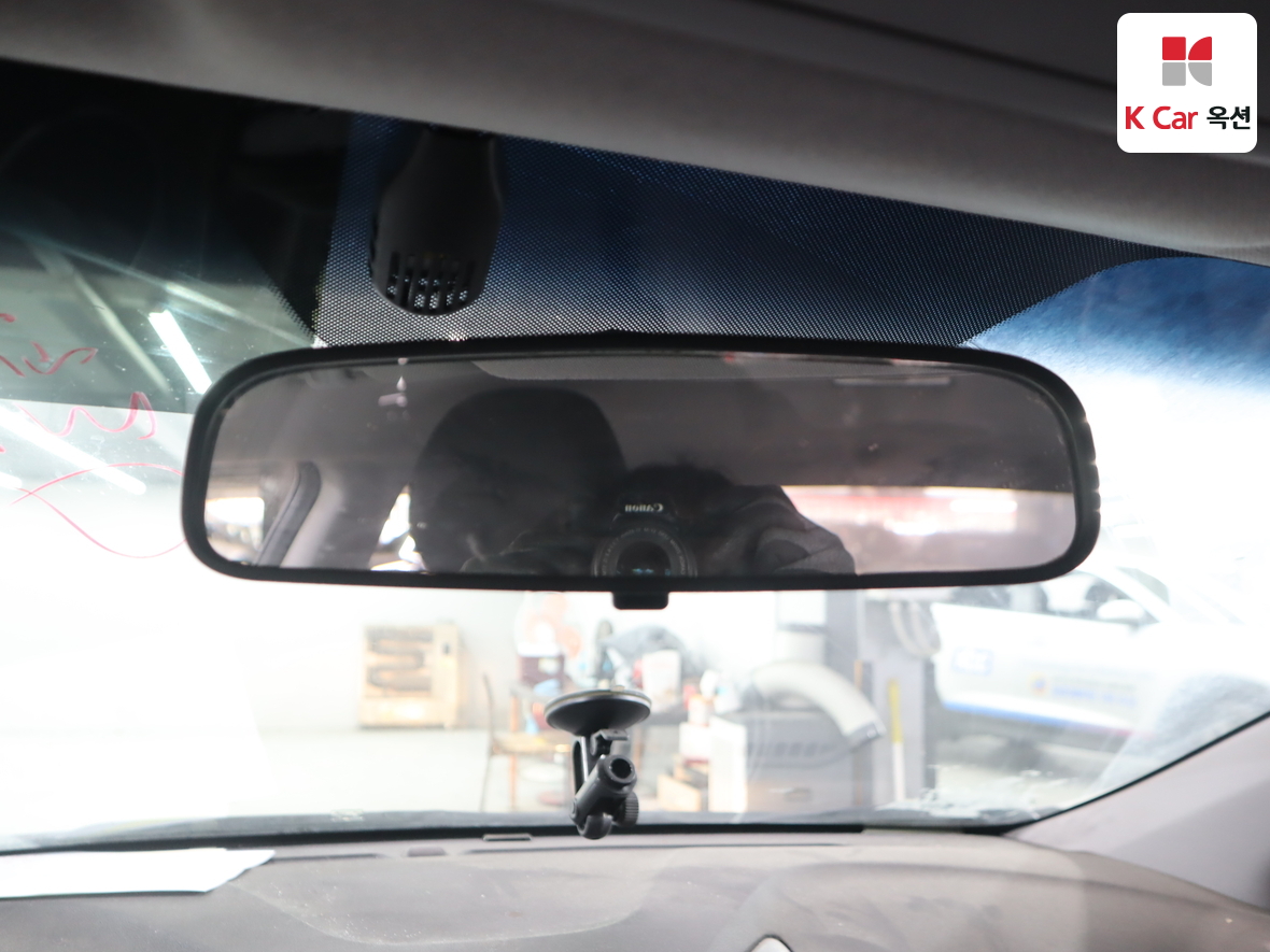 Hyundai Elantra 2016 - Image 13