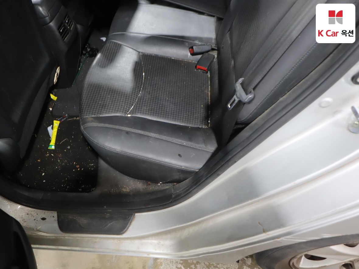 Hyundai Elantra 2016 - Image 23