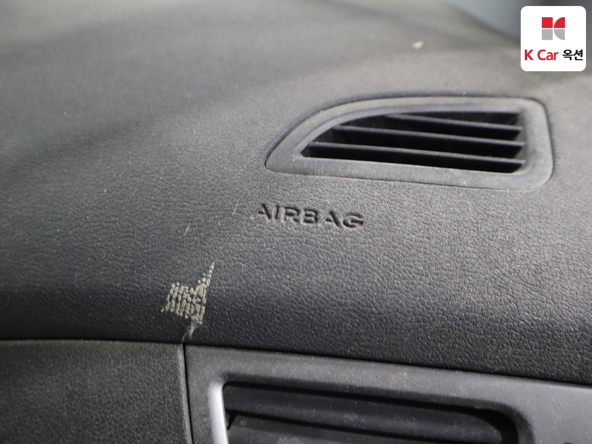 Hyundai Elantra 2016 - Image 30