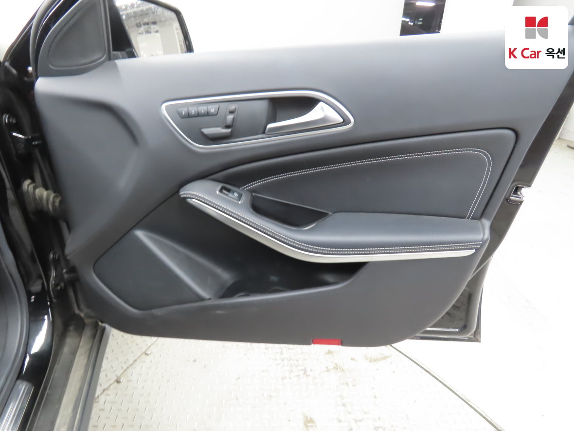 Mercedes-Benz GLA-Class - 34