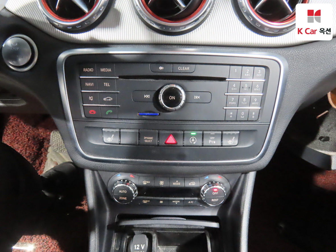 Mercedes-Benz GLA-Class - 15