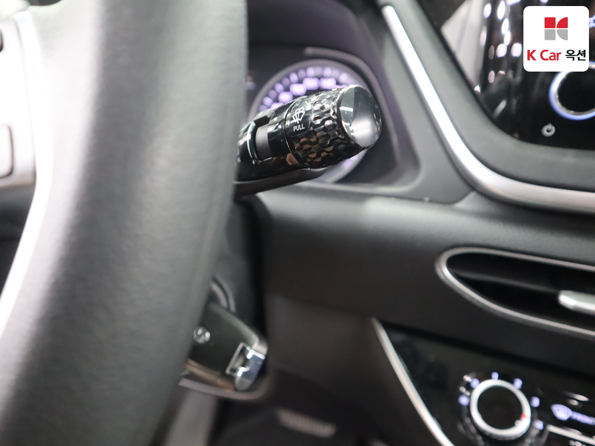 Hyundai Sonata 2023 - Image 11