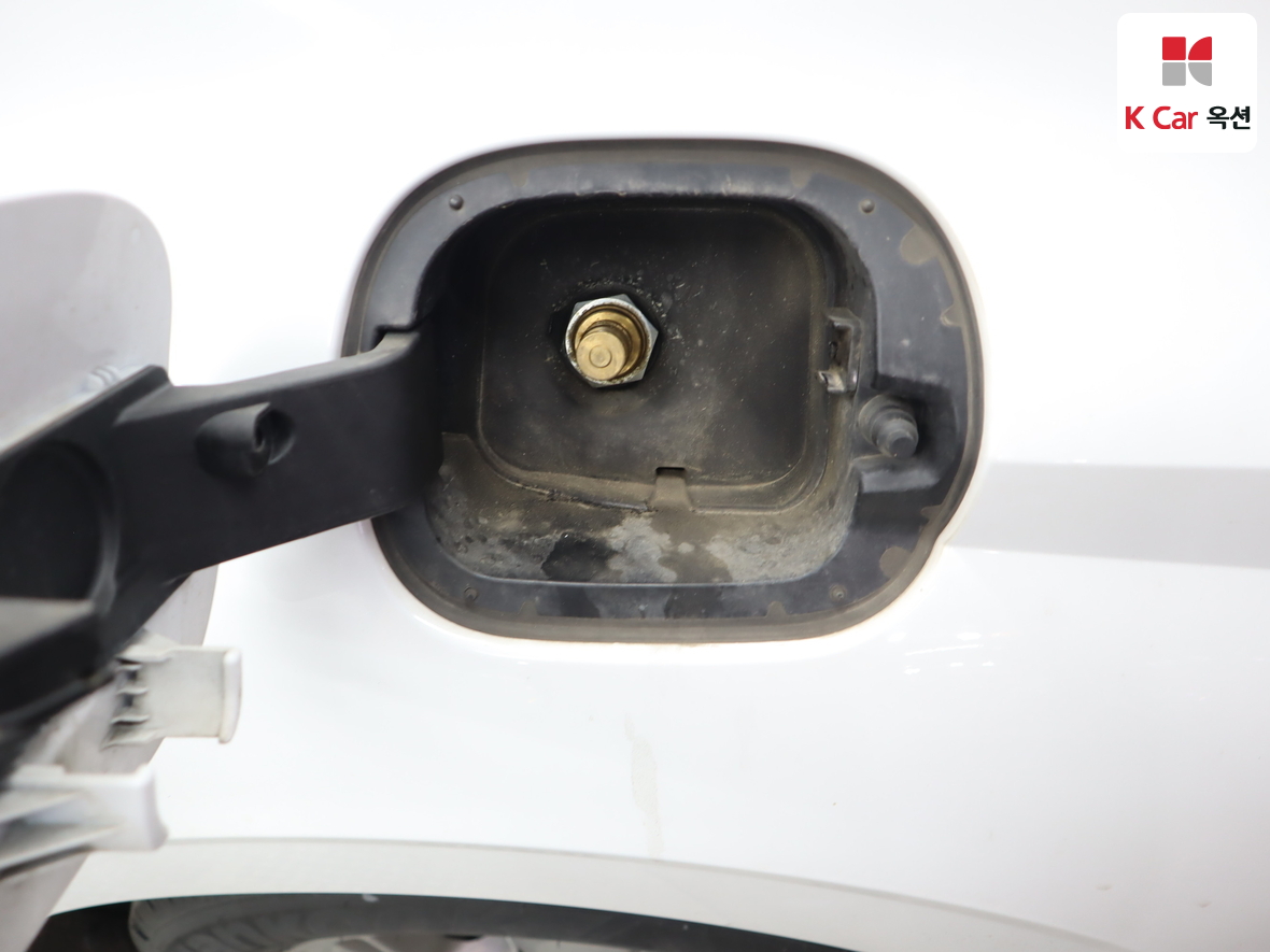 Hyundai Sonata 2023 - Image 22