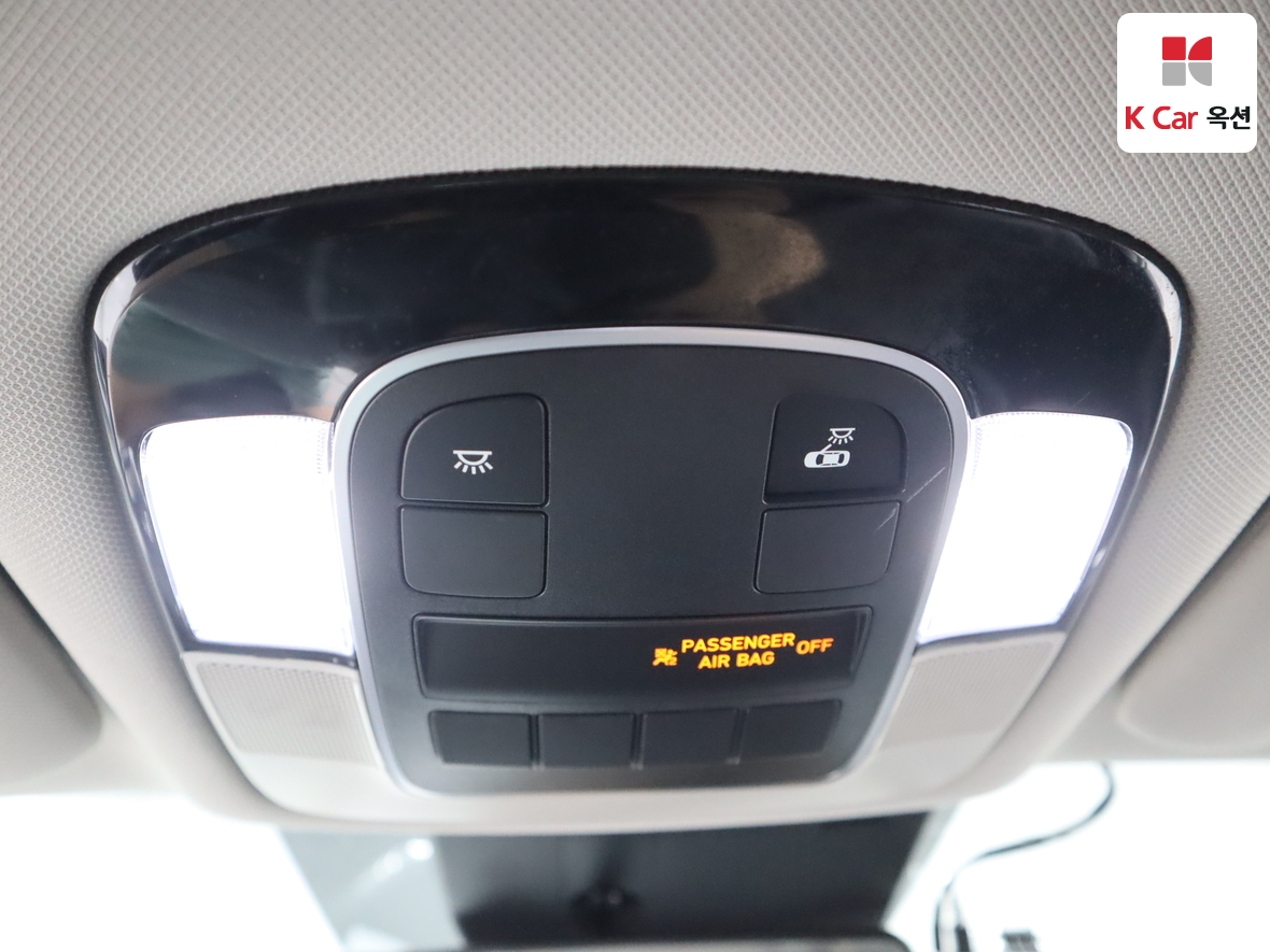 Hyundai Sonata 2023 - Image 12