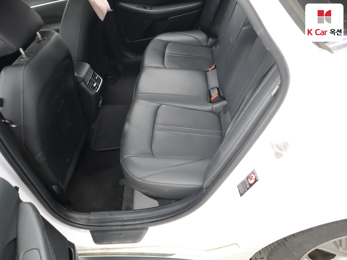 Hyundai Sonata 2023 - Image 21