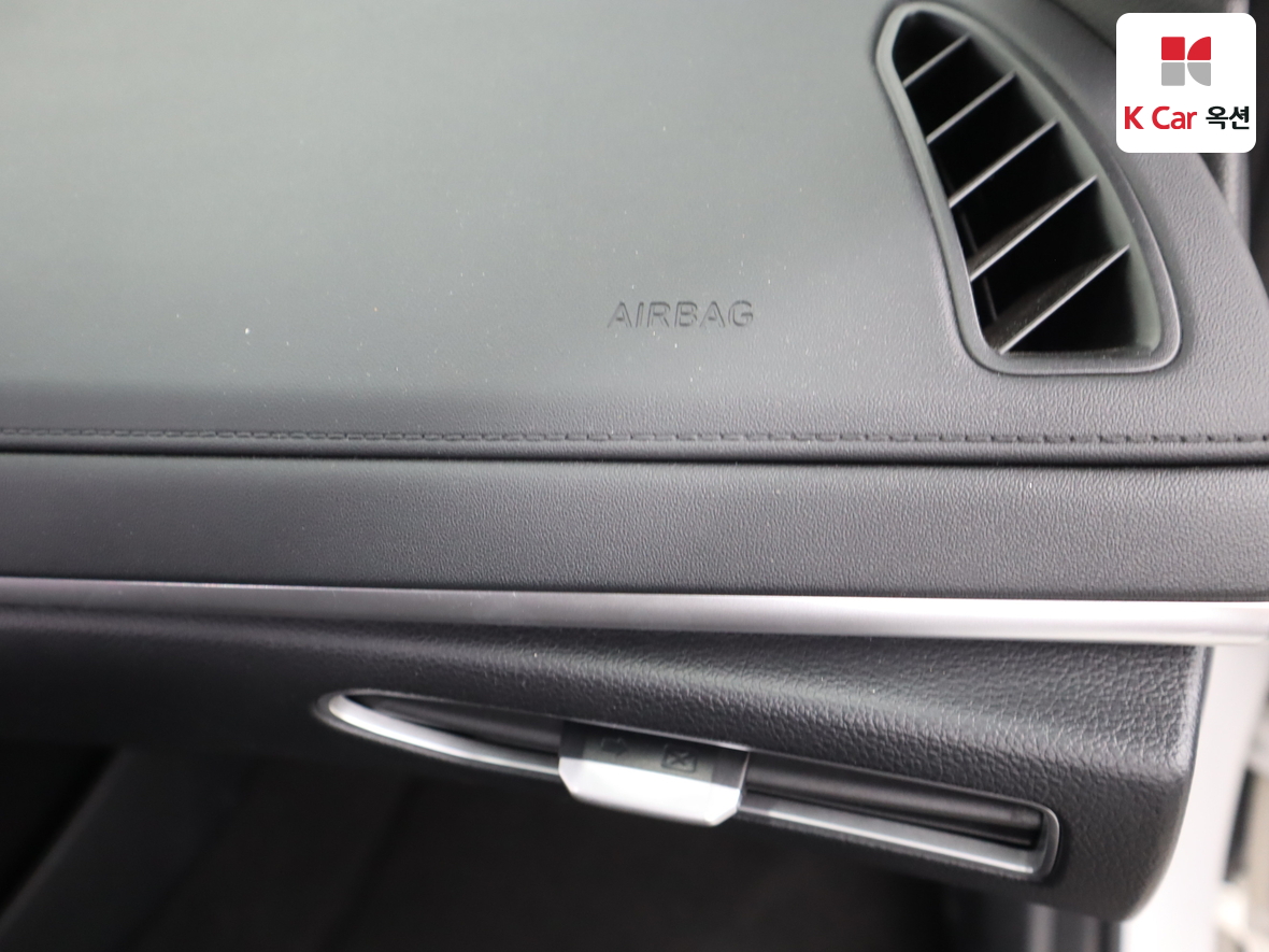 Hyundai Sonata 2023 - Image 28