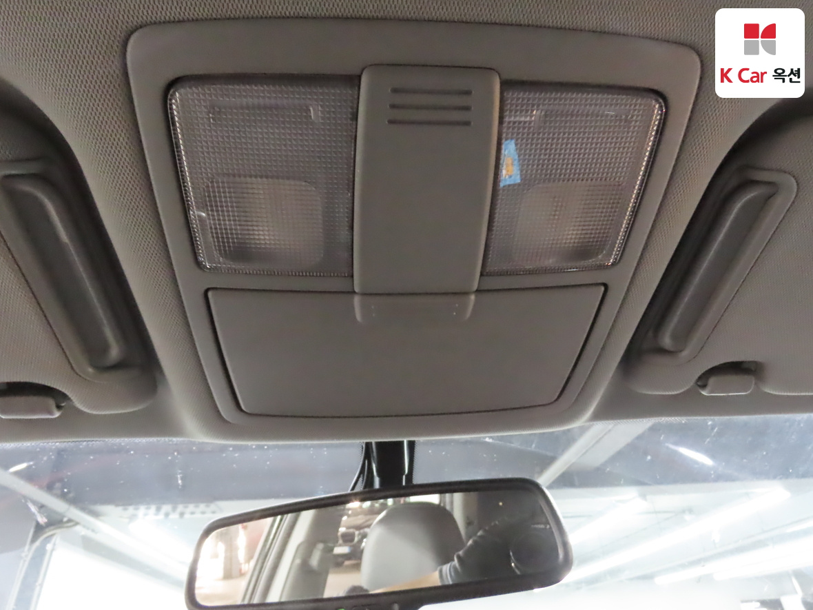 Kia Sorento 2011 - Image 12