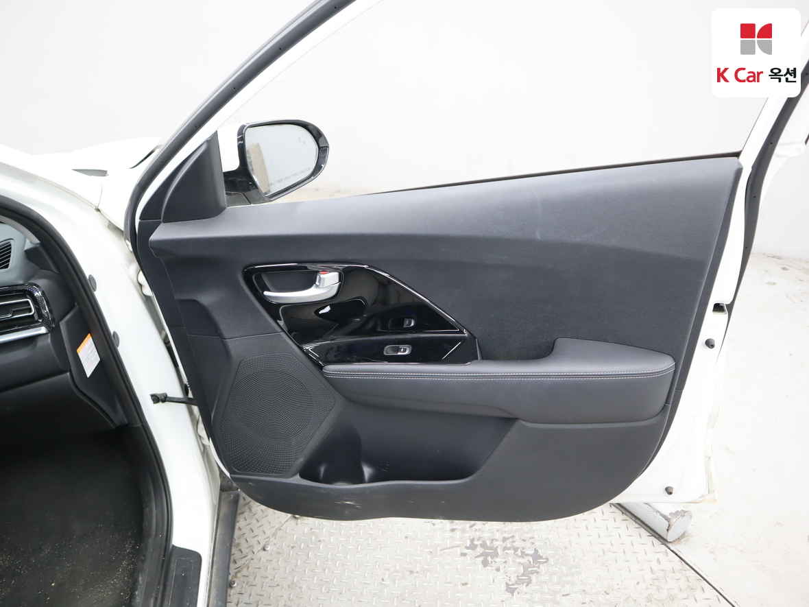 Kia Niro 2021 - Image 30