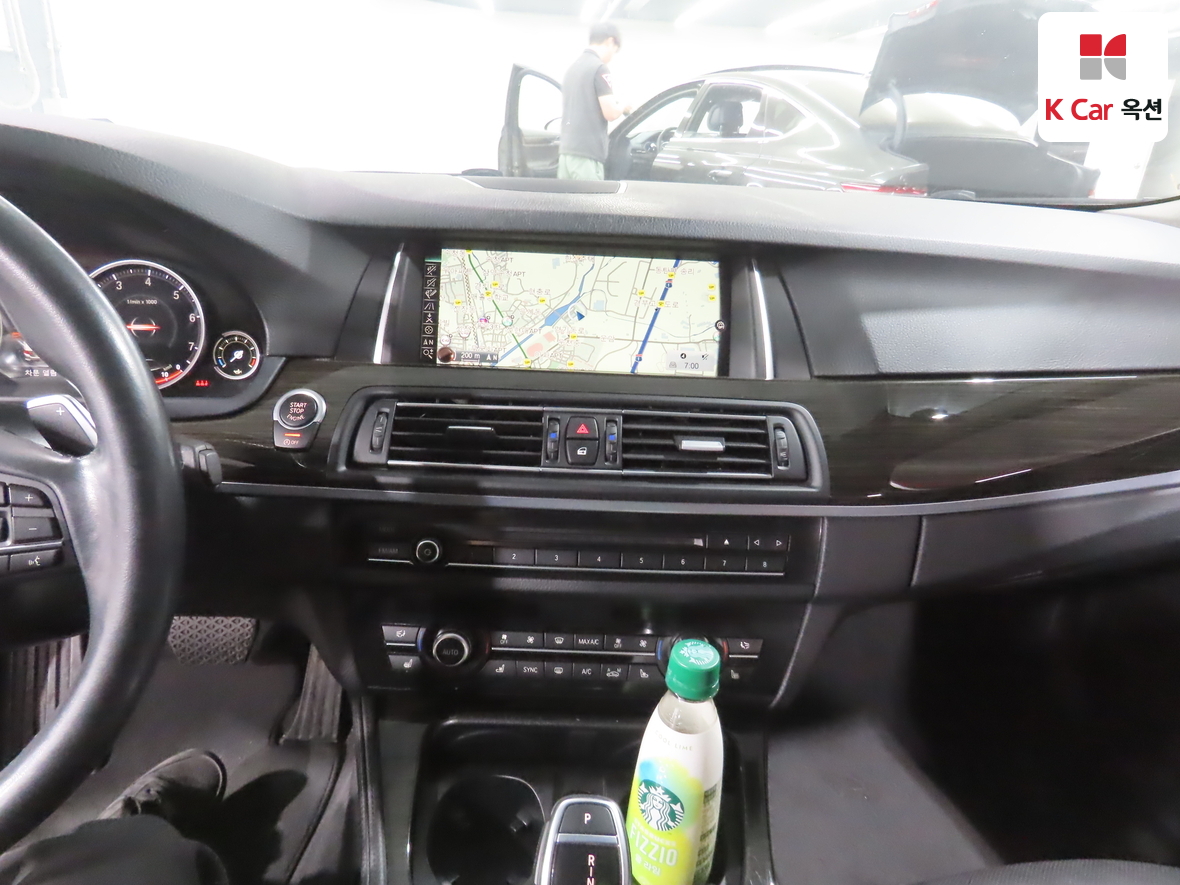 BMW 5 Series - 6