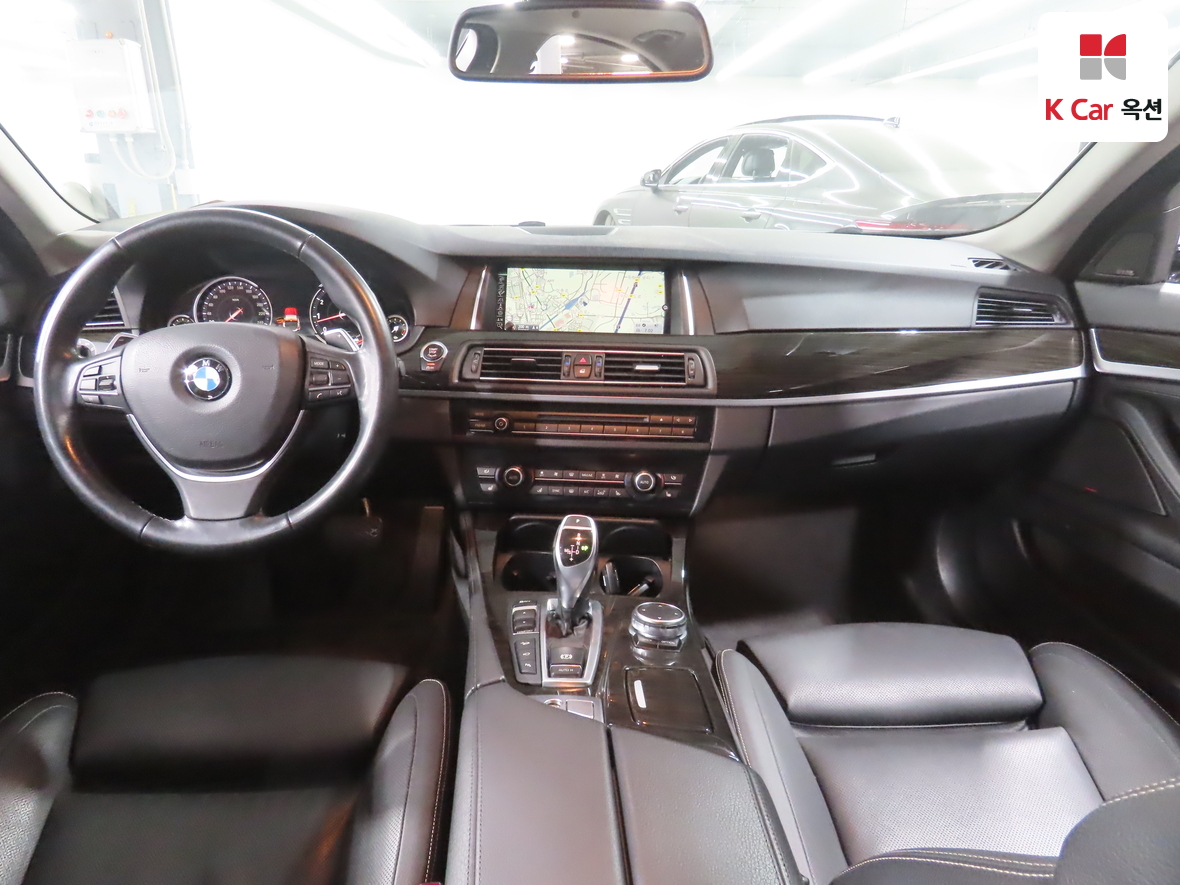 BMW 5 Series - 3