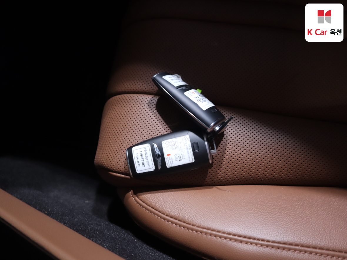 Genesis G80 2024 - Image 17