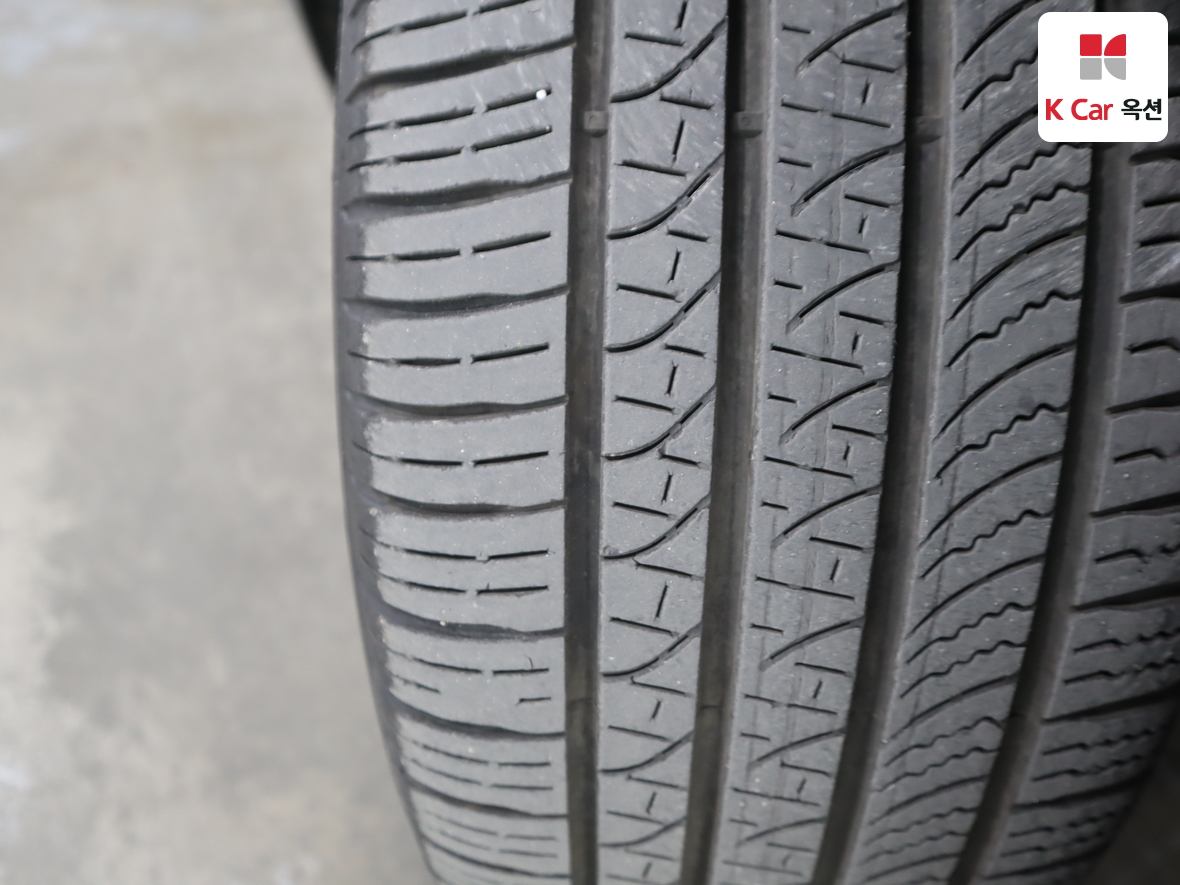 Genesis G80 2024 - Image 33