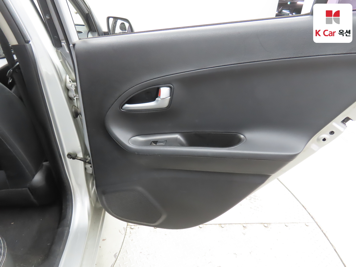 Kia Morning 2016 - Image 27