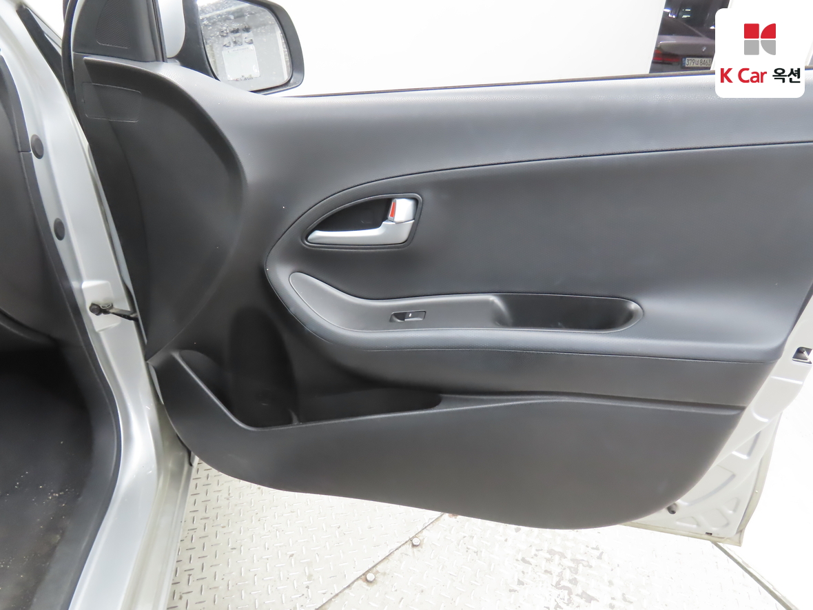 Kia Morning 2016 - Image 29