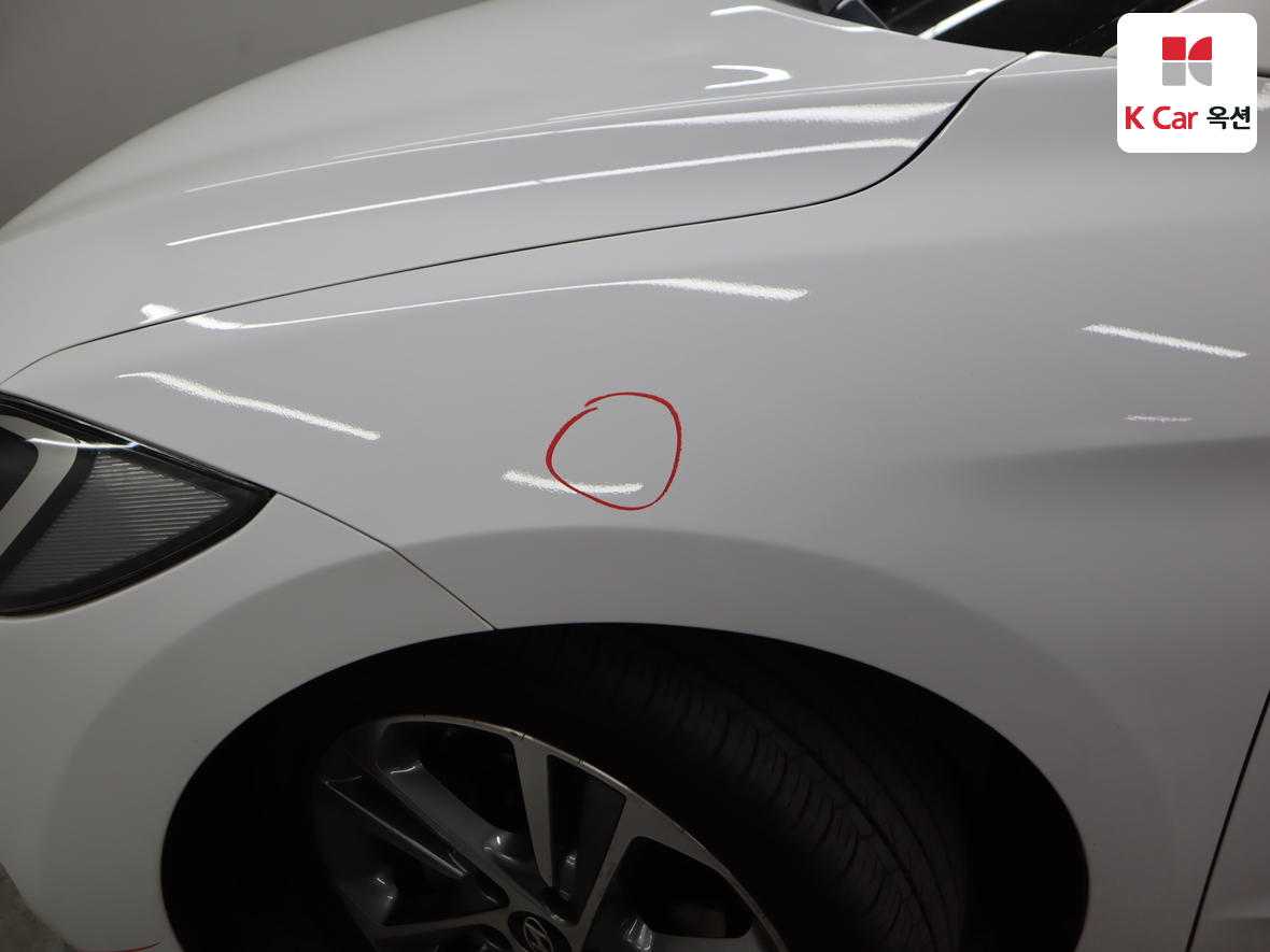 Hyundai Elantra 2018 - Image 36