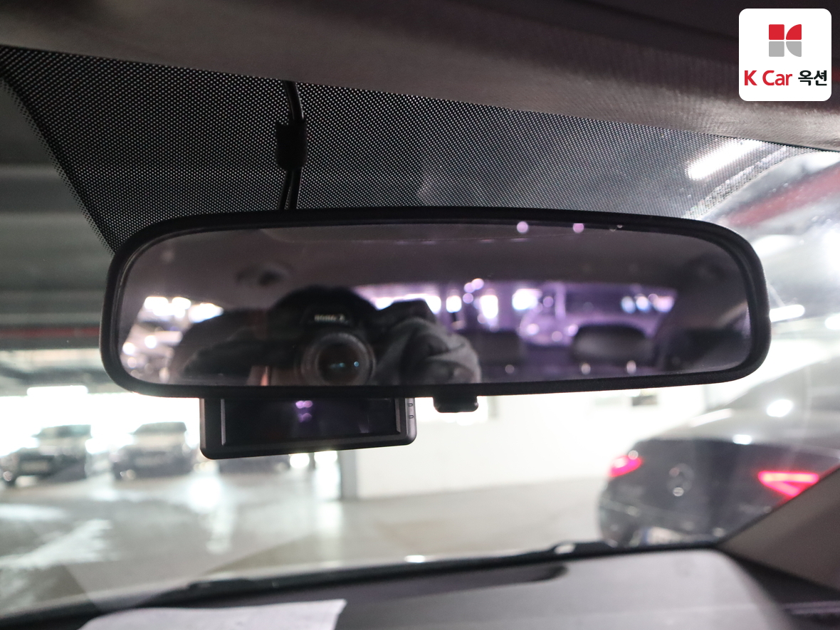 Hyundai Elantra 2018 - Image 13