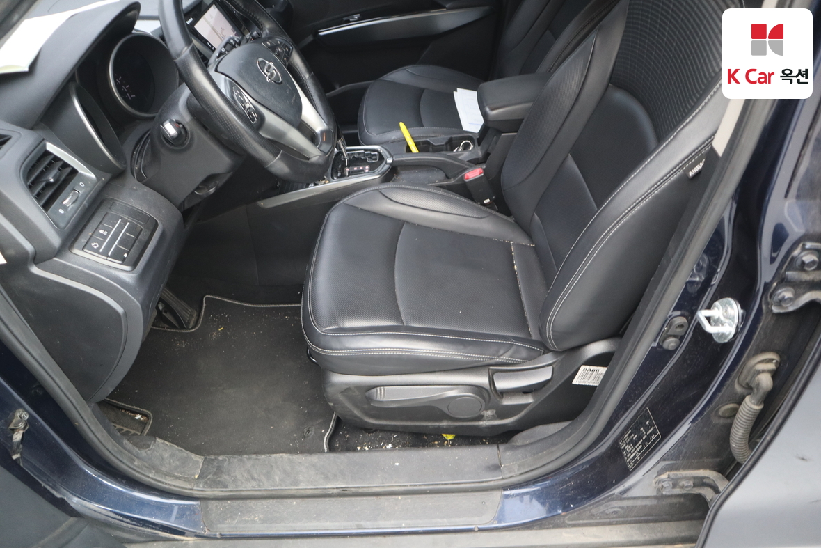 KG Mobility Tivoli 2018 - Image 20