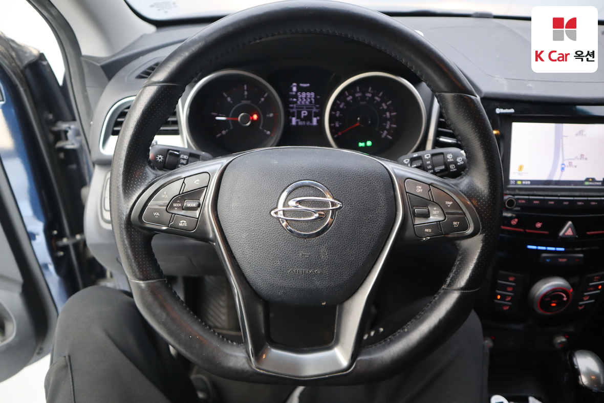 KG Mobility Tivoli 2018 - Image 10