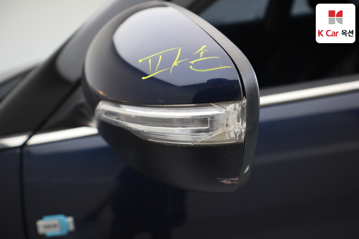 KG Mobility Tivoli 2018 - Image 42