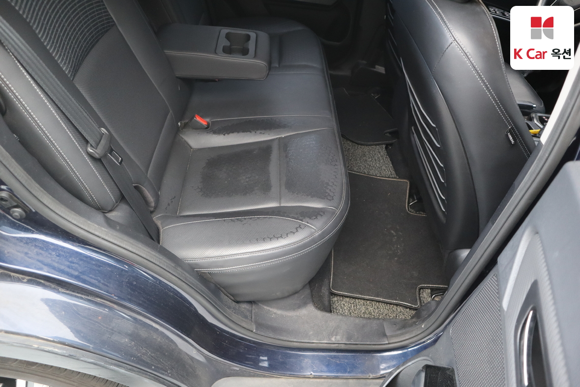 KG Mobility Tivoli 2018 - Image 28