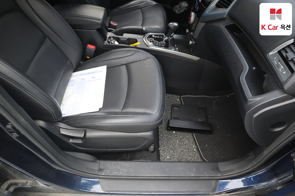 KG Mobility Tivoli 2018 - Image 30