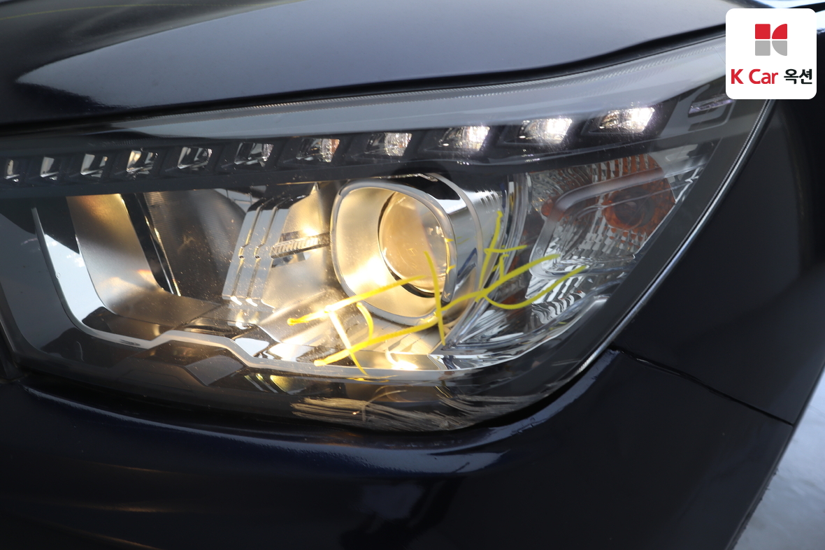 KG Mobility Tivoli 2018 - Image 41