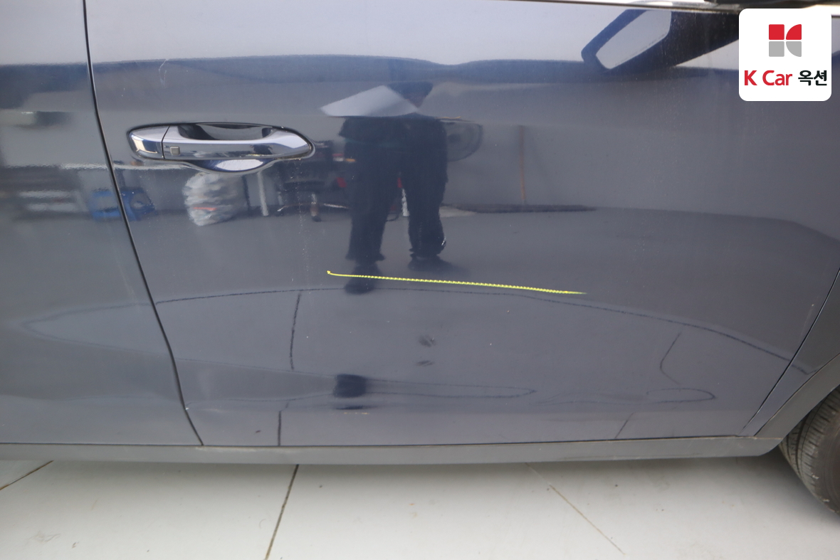 KG Mobility Tivoli 2018 - Image 37