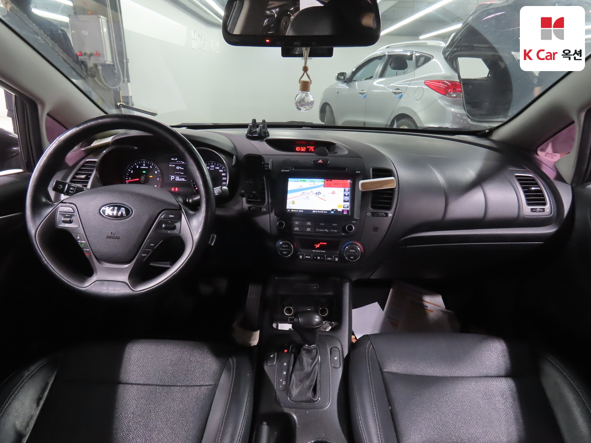 Kia K3 2015 - Image 3