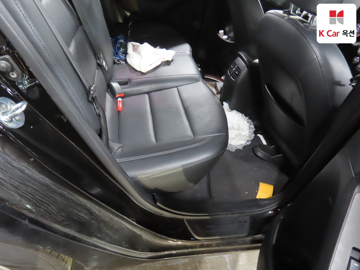 Kia K3 2015 - Image 27