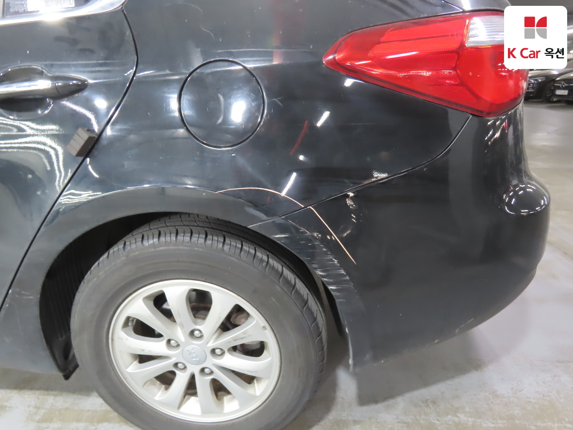 Kia K3 2015 - Image 39