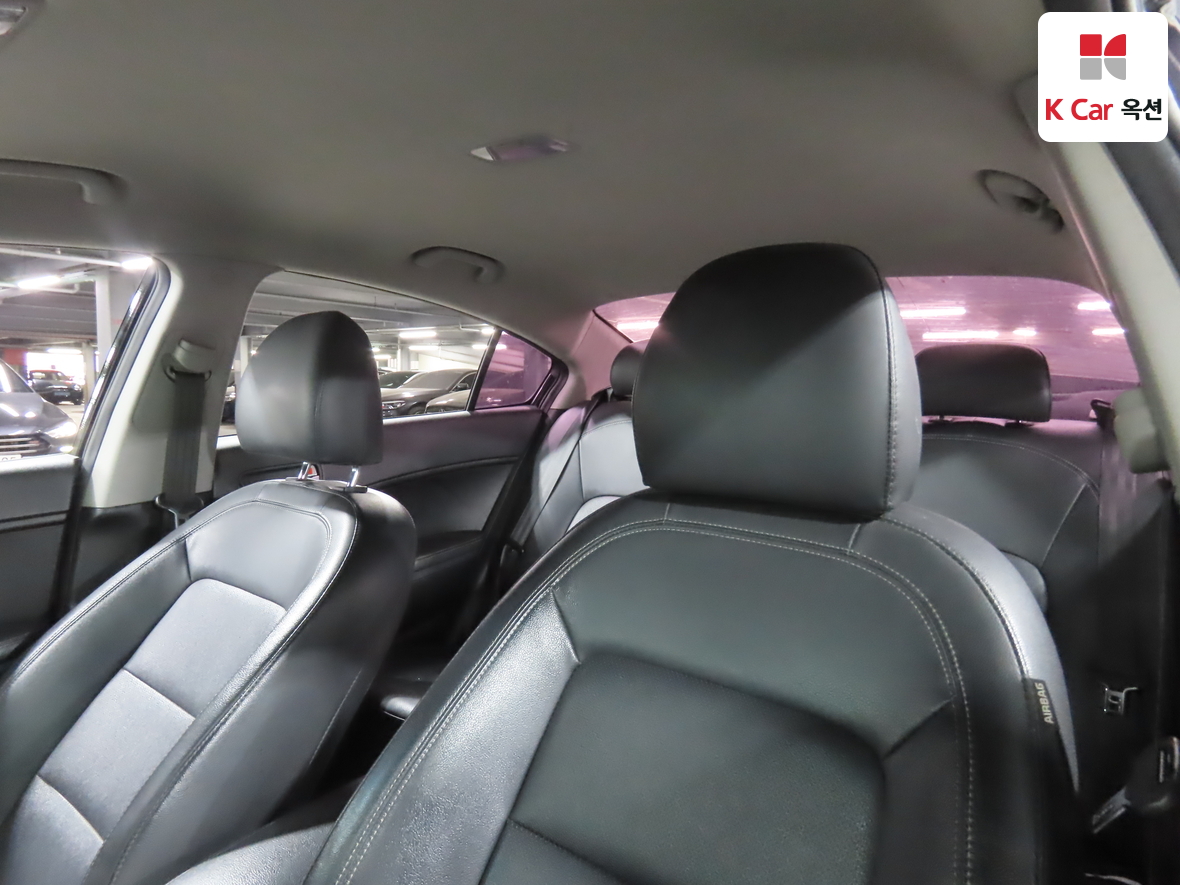 Kia K3 2015 - Image 19