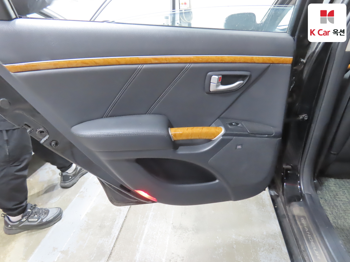 هيونداي أزيرا 2007 - صورة 22