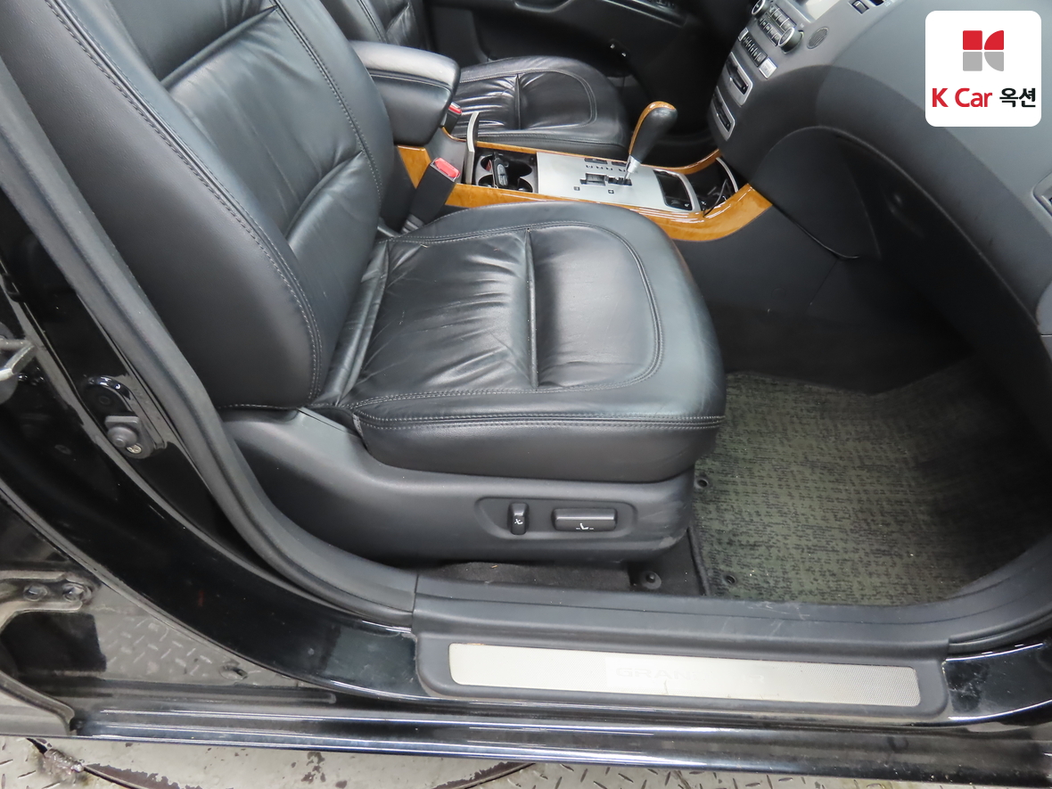 هيونداي أزيرا 2007 - صورة 30