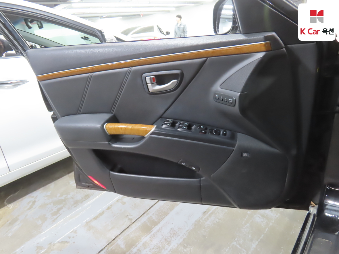 هيونداي أزيرا 2007 - صورة 8