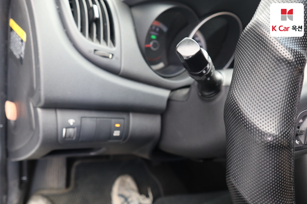 كيا فورتي 2011 - صورة 9