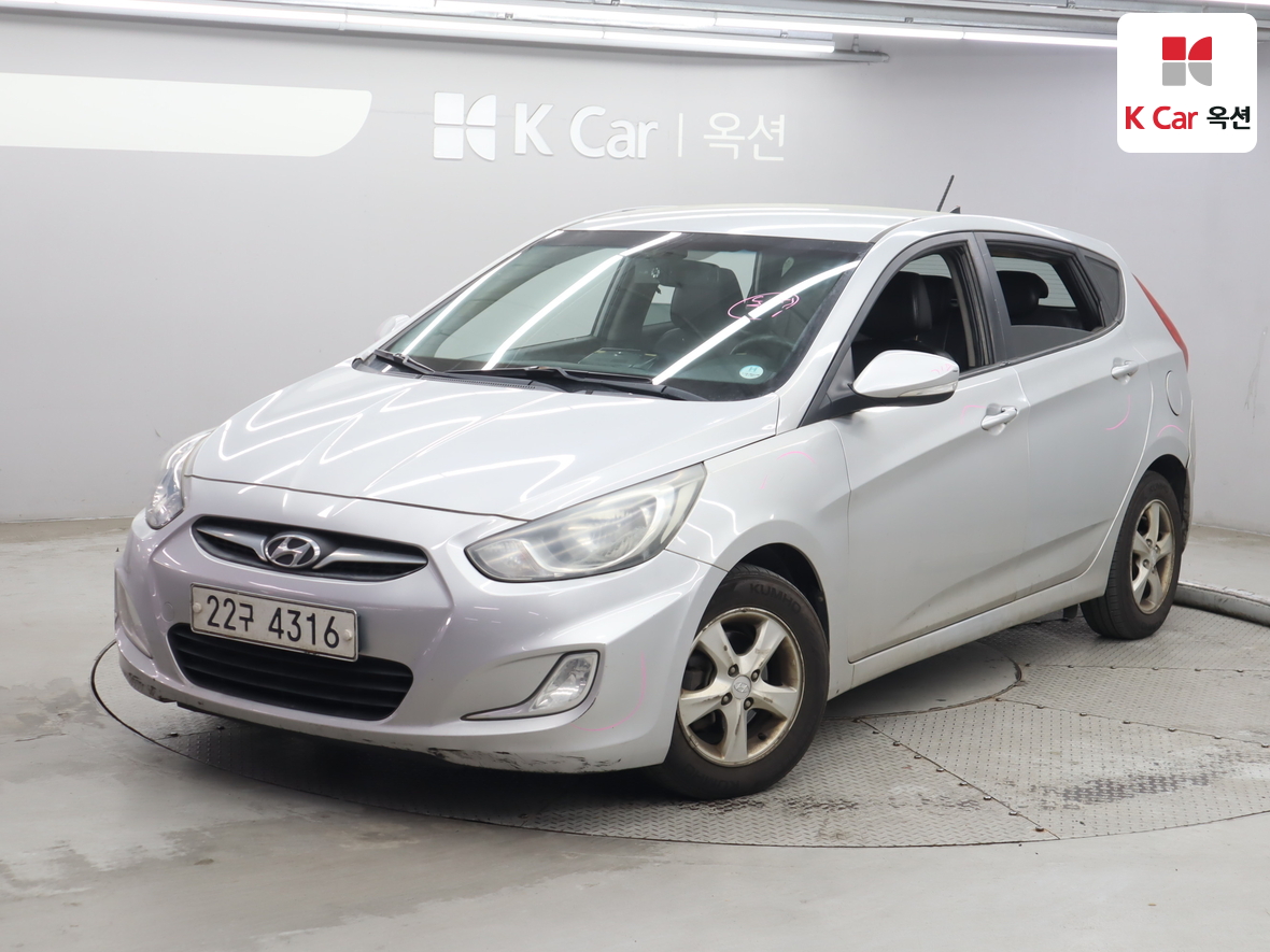 현대자동차 엑센트 2012 - 이미지 1