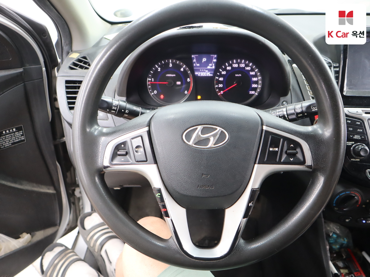 현대자동차 엑센트 2012 - 이미지 10